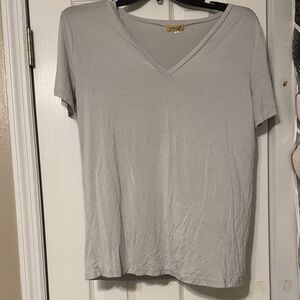 Piko 1988 Light Gray V-Neck Tee